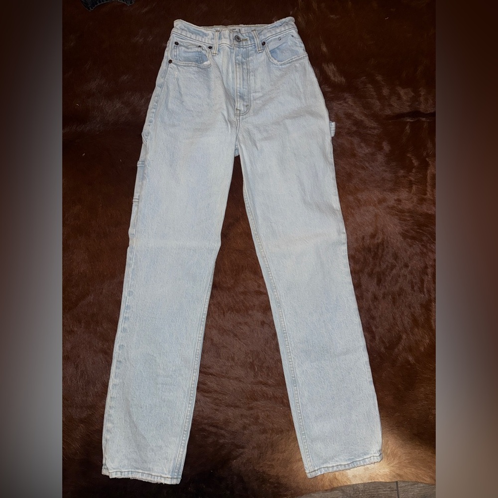 Abercrombie & Fitch Light Wash Denim